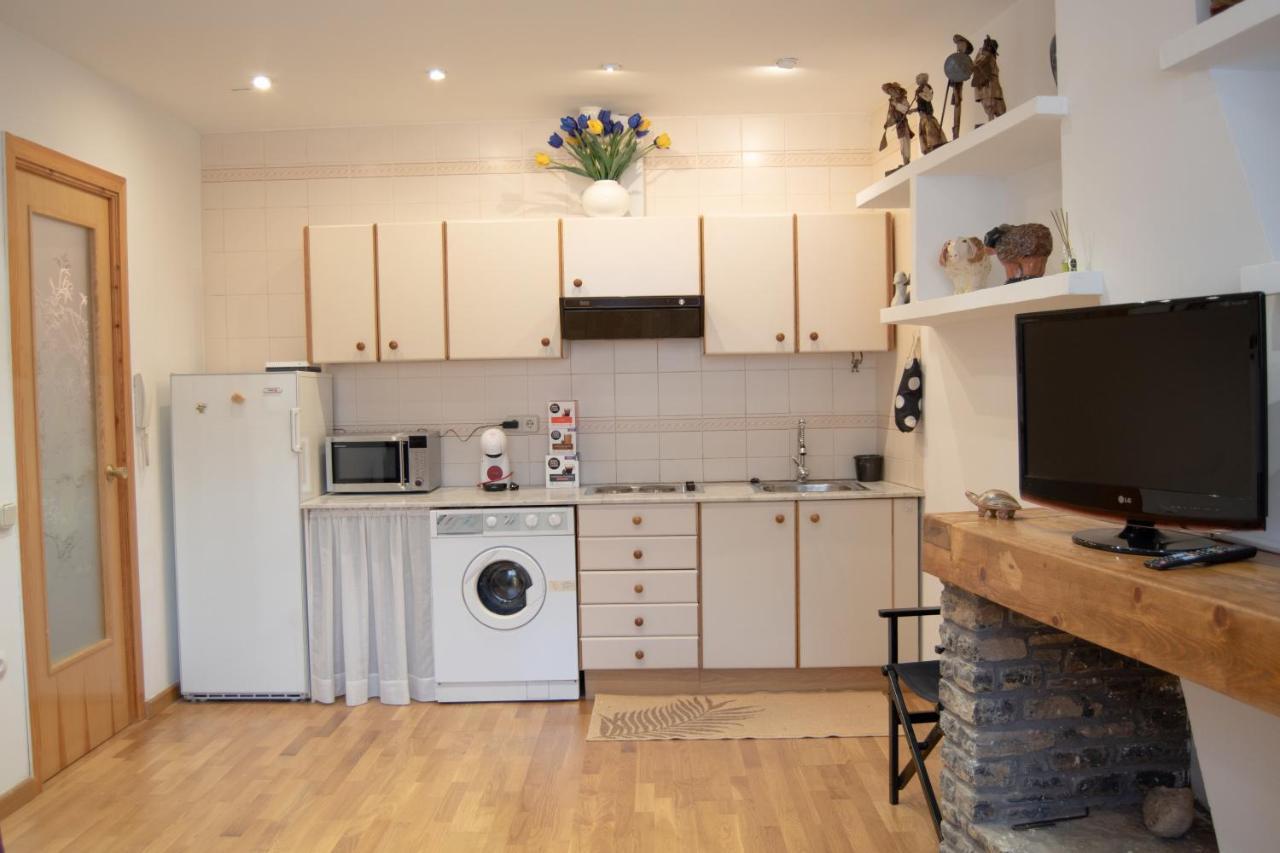 Apartamento Centrico Con Parking - L'Amfitriona ริอาล์พ ภายนอก รูปภาพ